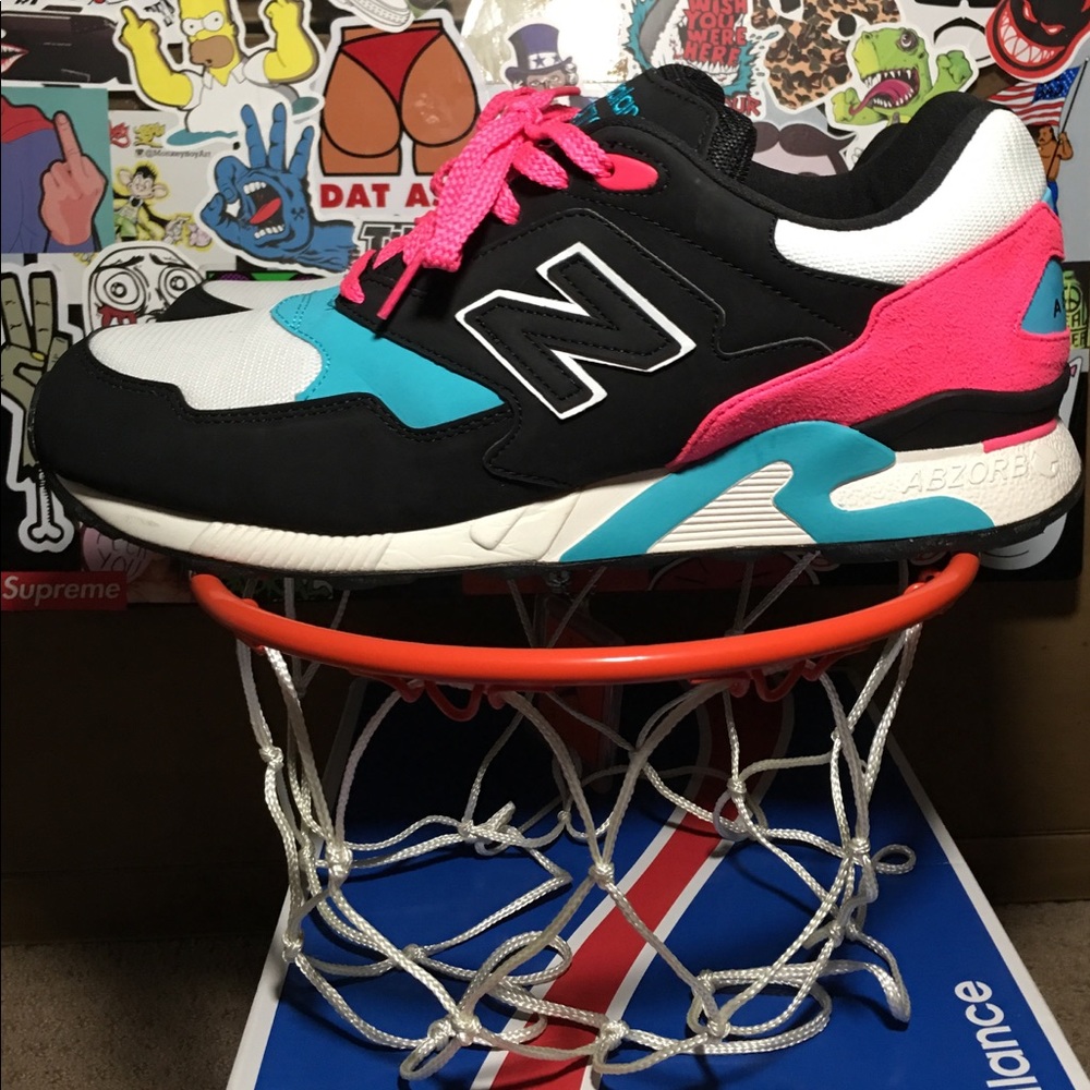 New Balance 878